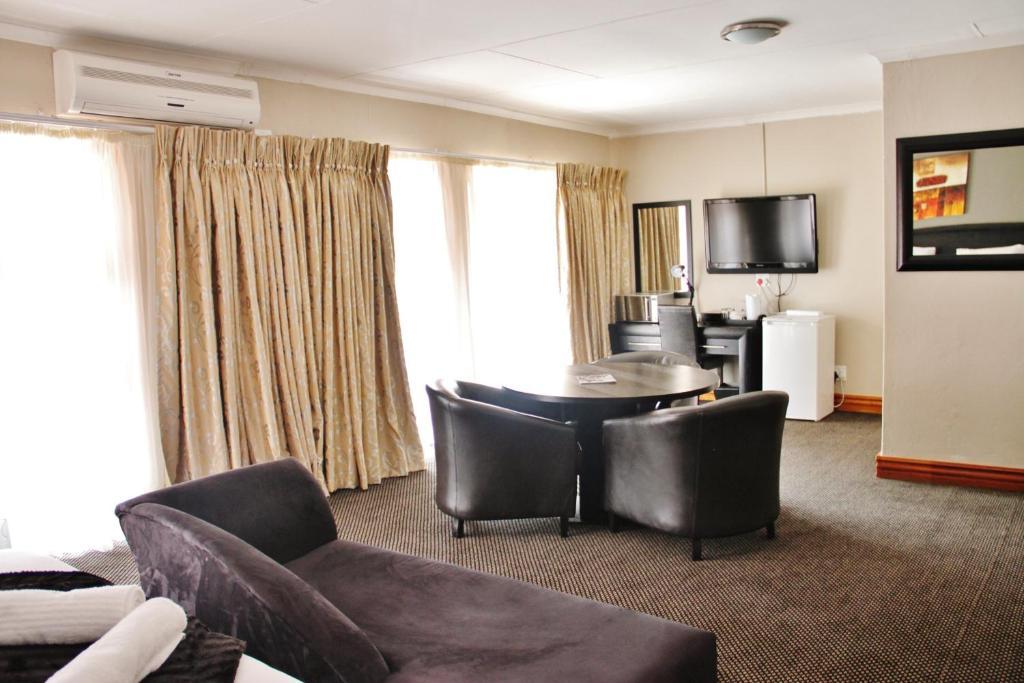 Ruby Stone Boutique Hotel Polokwane Zewnętrze zdjęcie